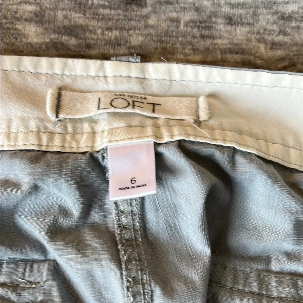 Gray Cargo Capris - Picture 3 of 6